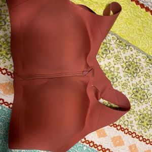 Lululemon Enlite Bra